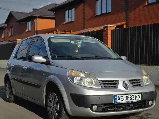 Renault Scenic - фото 1