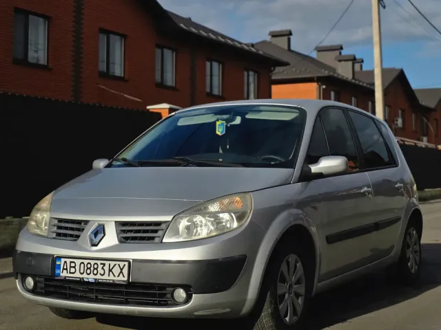 Renault Scenic - фото 3