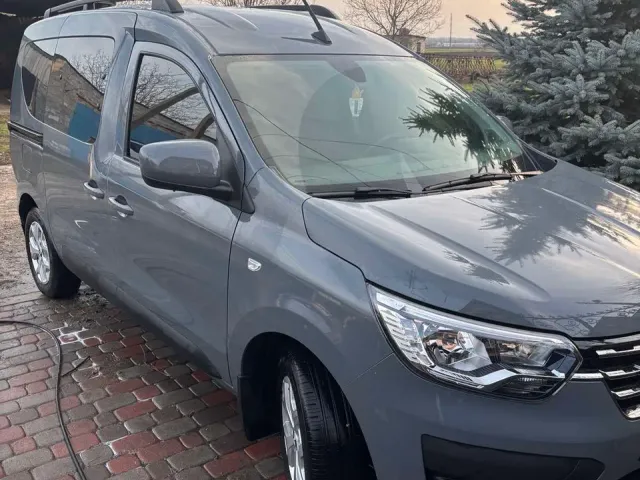 Renault Express - фото 1