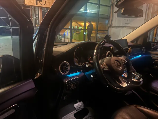 Mercedes-Benz V-Класс - фото 4