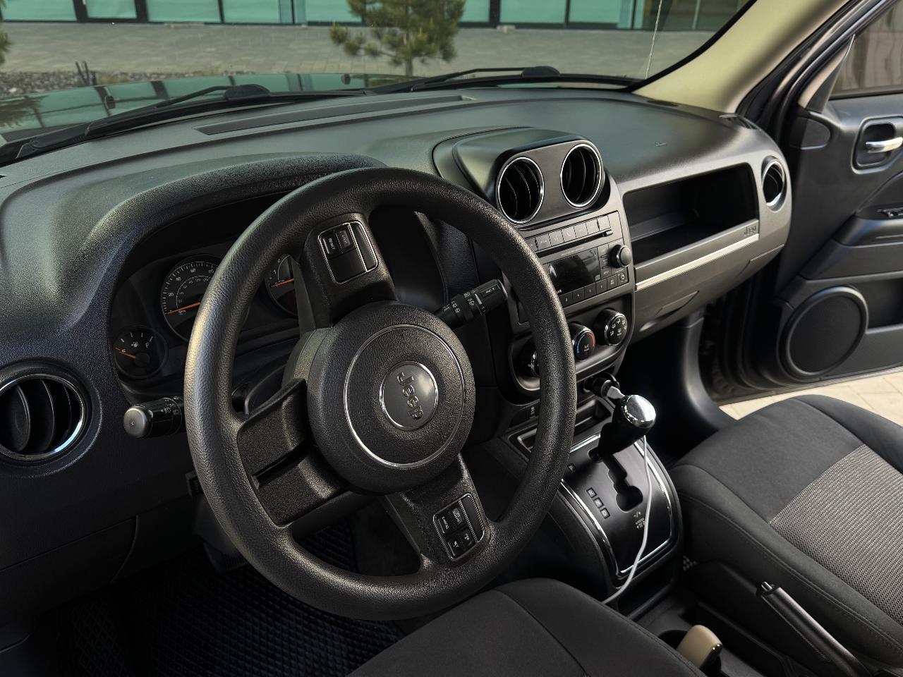 Jeep Liberty (Patriot) - зображення 5
