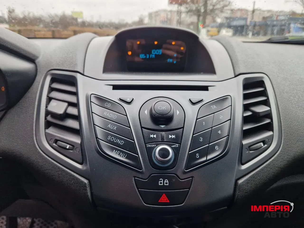 Ford Fiesta - фото 14