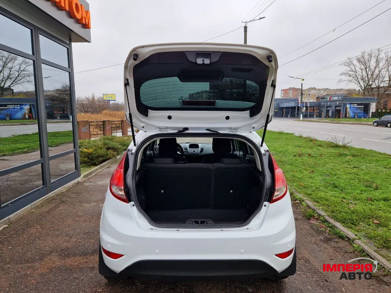 Ford Fiesta - фото 6