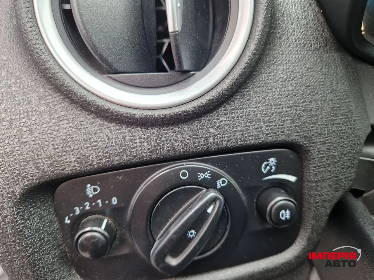 Ford Fiesta - фото 11