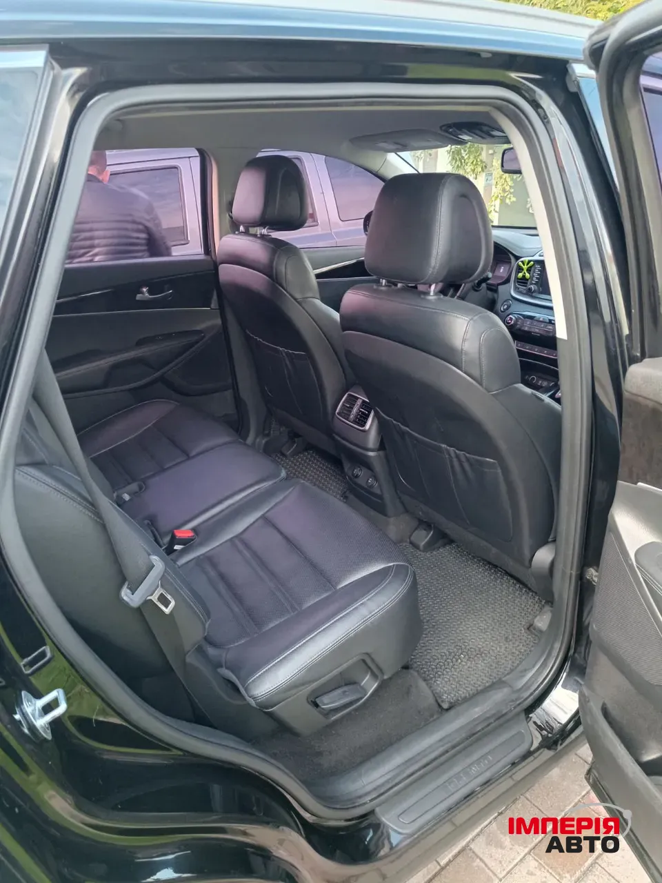 Kia Sorento - фото 35