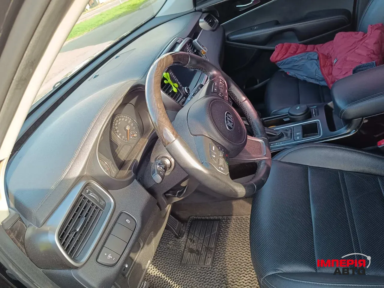 Kia Sorento - фото 26