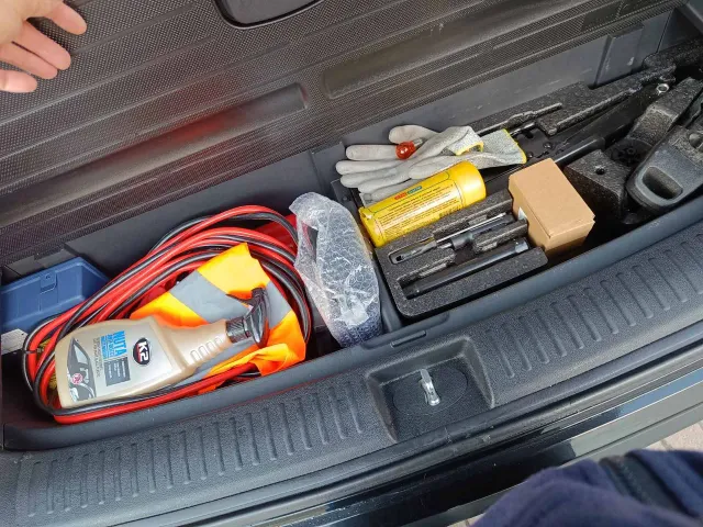 Kia Sorento - фото 5