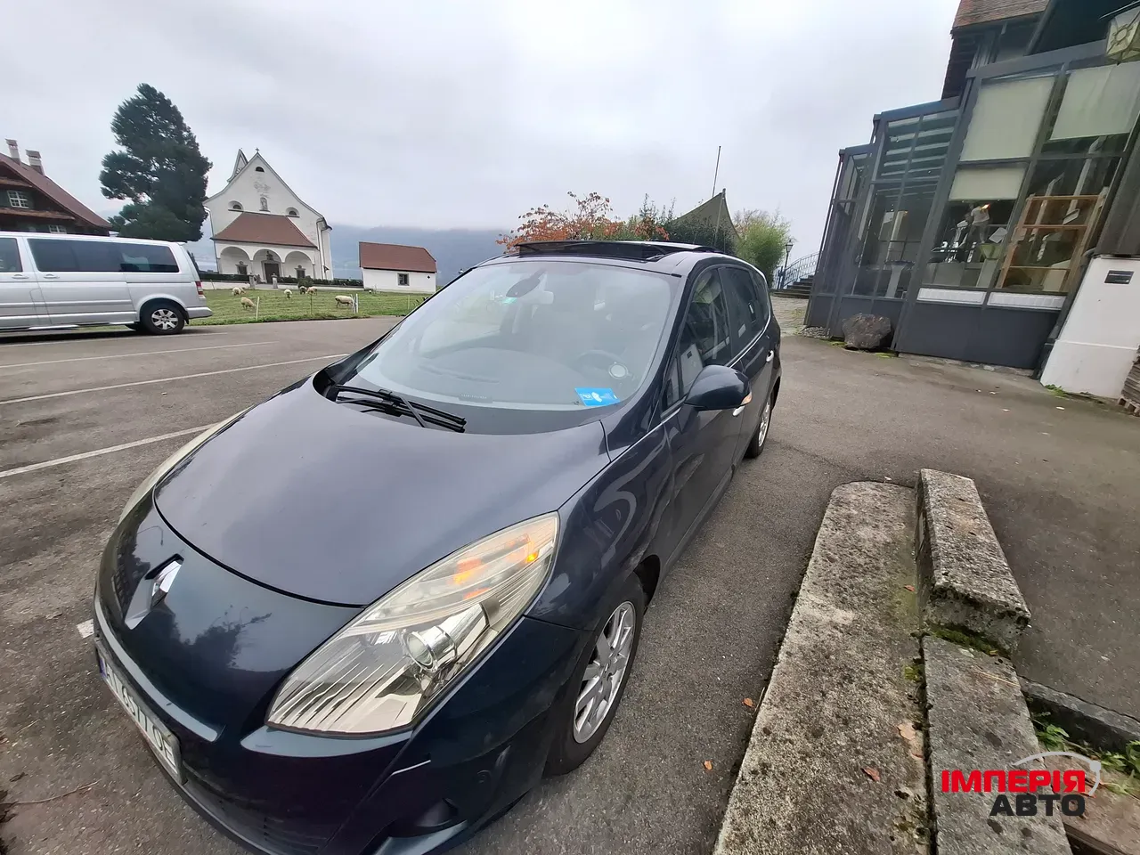 Renault Scenic - фото 8