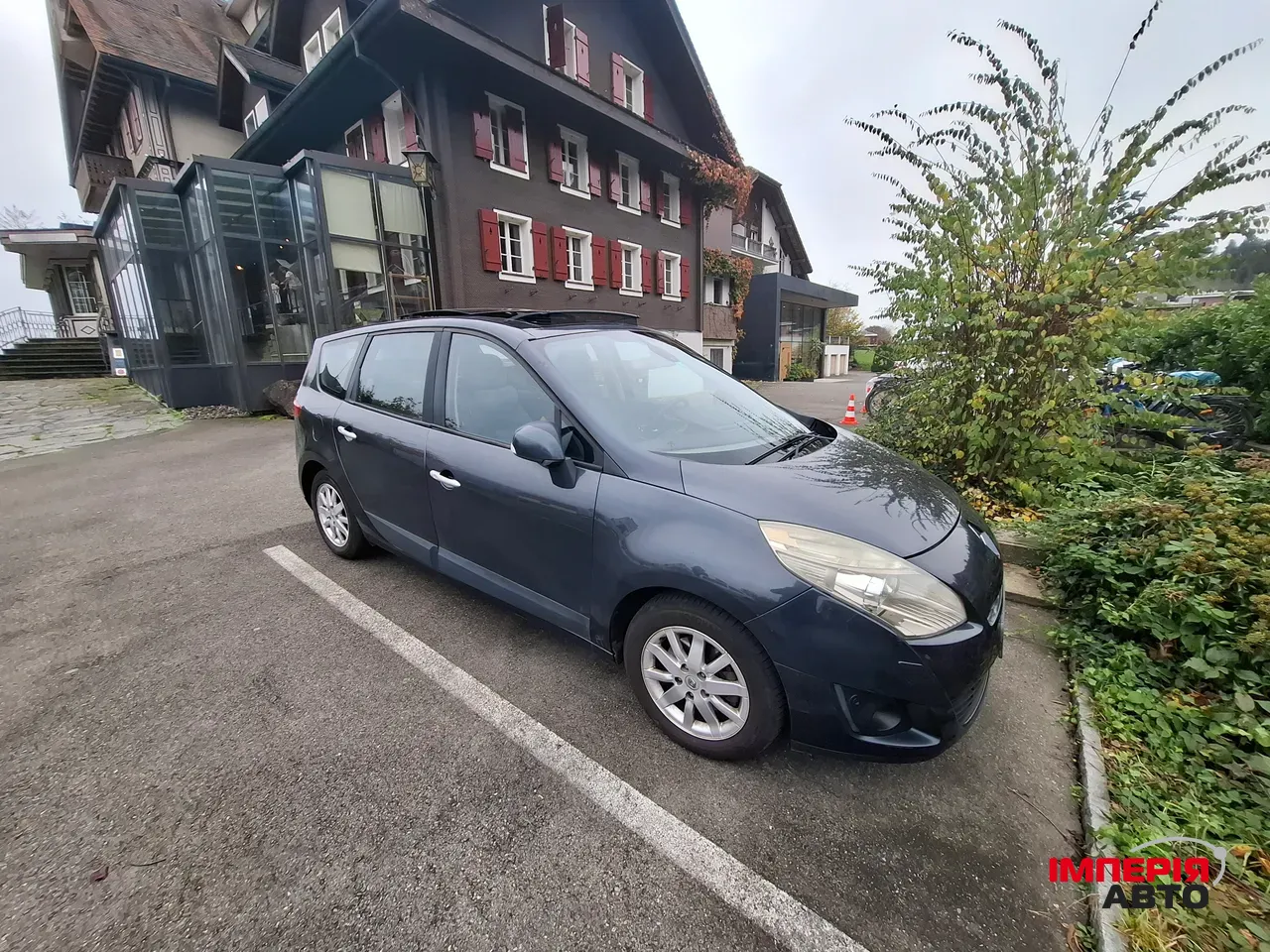 Renault Scenic - фото 9