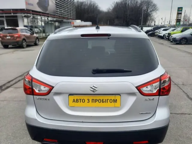 Suzuki SX4 - фото 5