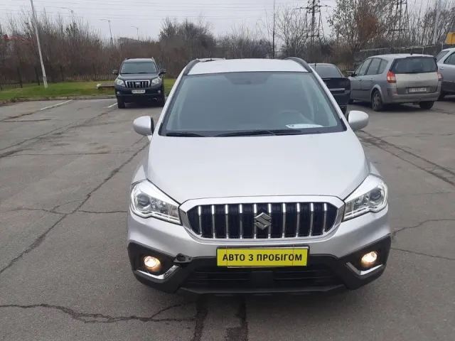 Suzuki SX4 - фото 1