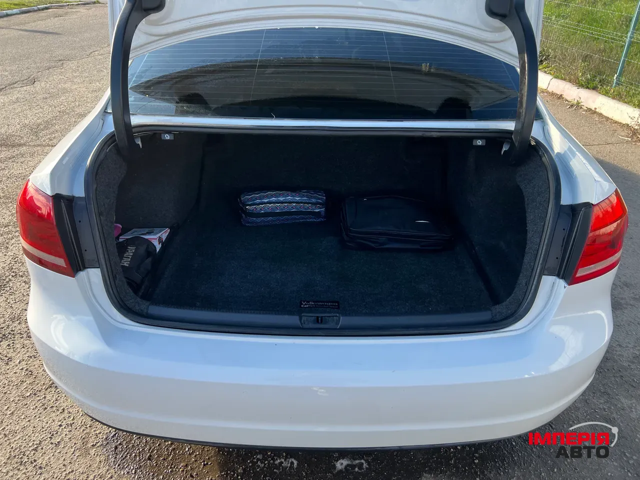 Volkswagen Passat (North America and China) - фото 20