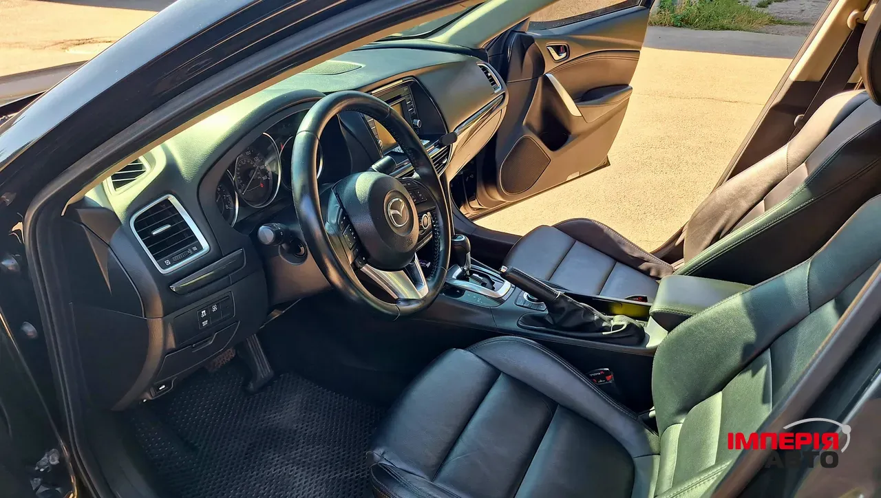 Mazda 6 - фото 10