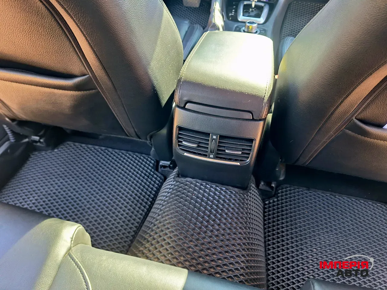 Mazda 6 - фото 16