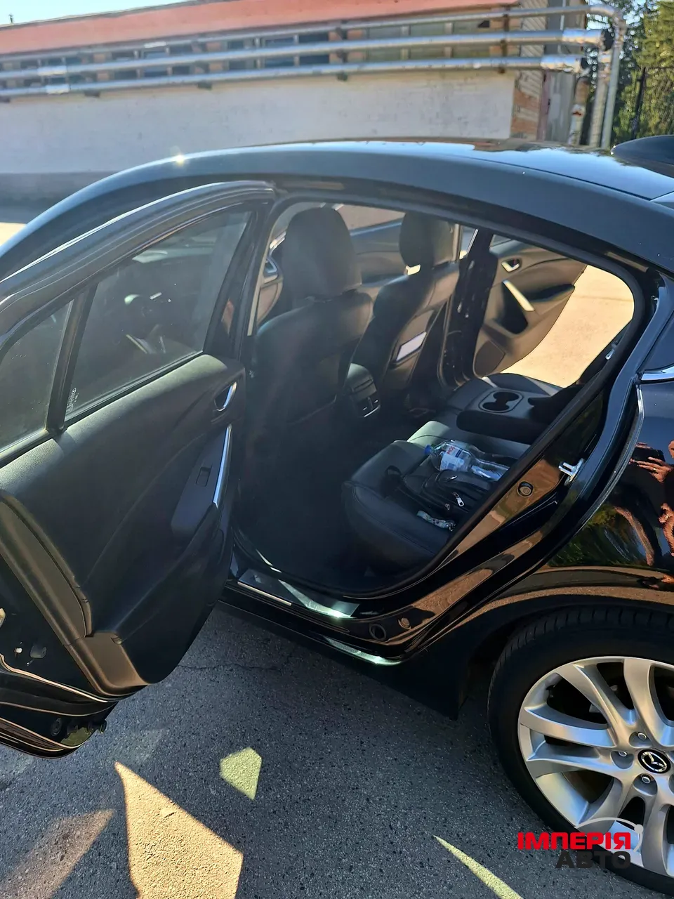 Mazda 6 - фото 11