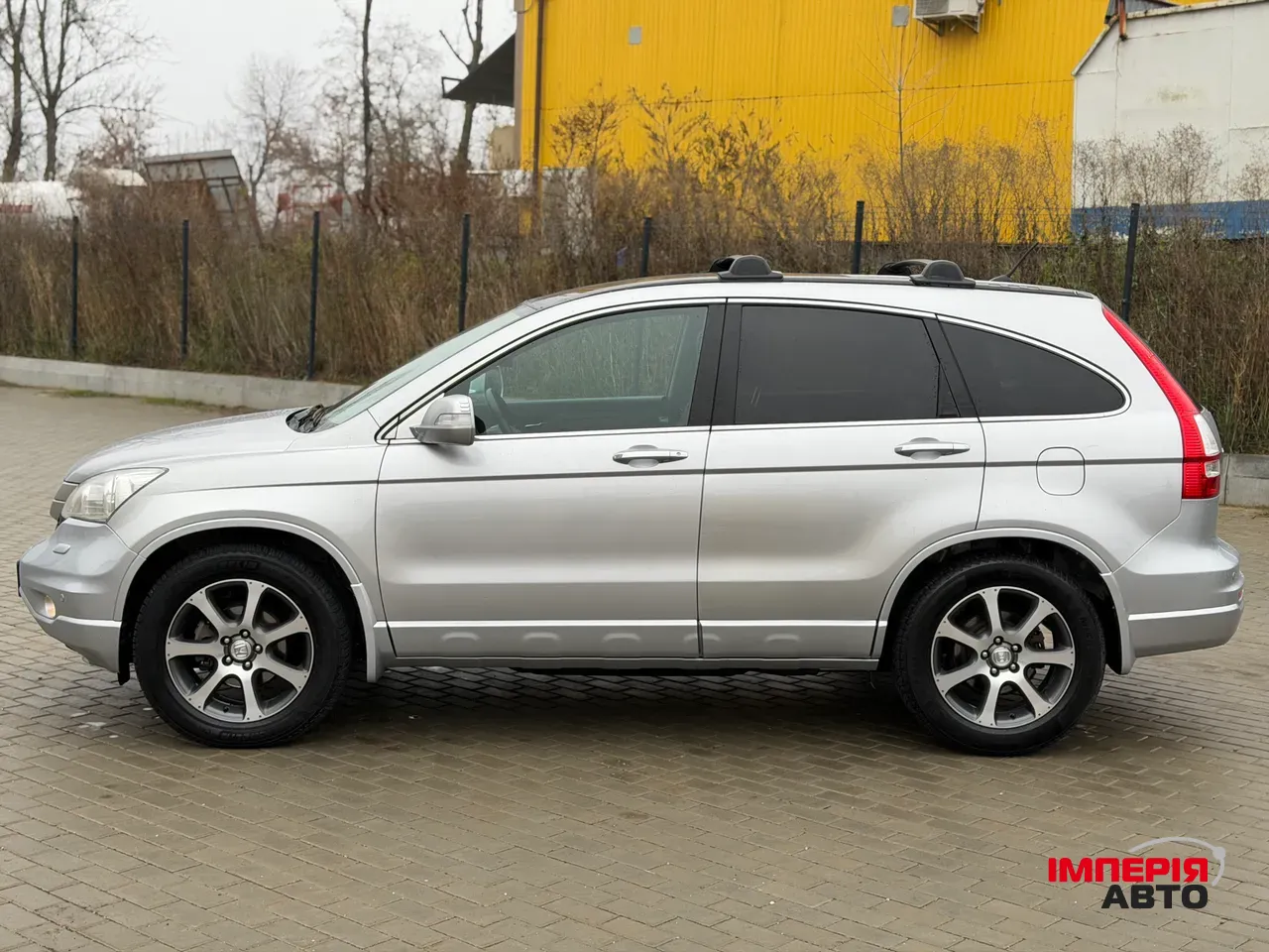 Honda CR-V - фото 7