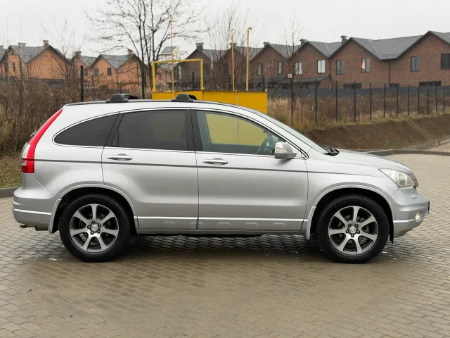 Honda CR-V - фото 3