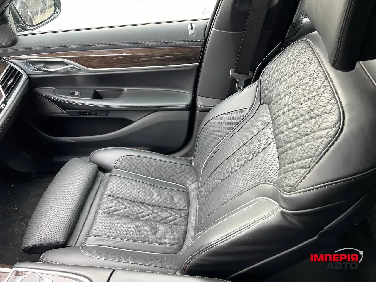 BMW 7 серії - фото 4