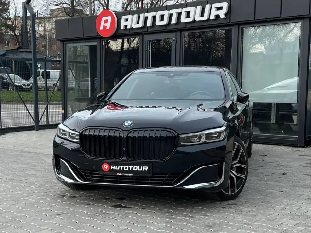 BMW 7 серії - фото 1