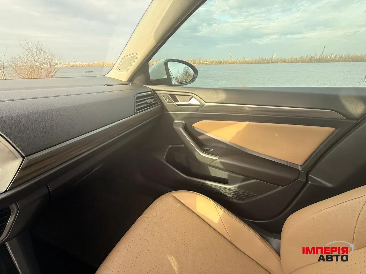 Volkswagen Jetta - фото 15