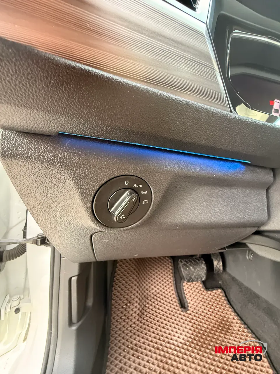 Volkswagen Jetta - фото 16