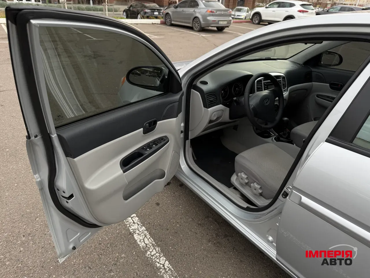 Hyundai Accent - фото 8