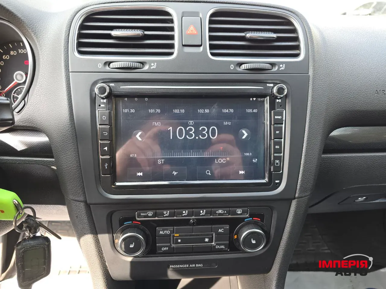 Volkswagen Golf - фото 20