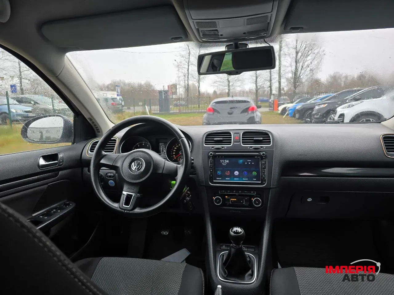 Volkswagen Golf - фото 10