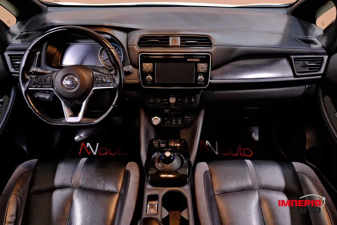 Nissan Leaf - фото 7