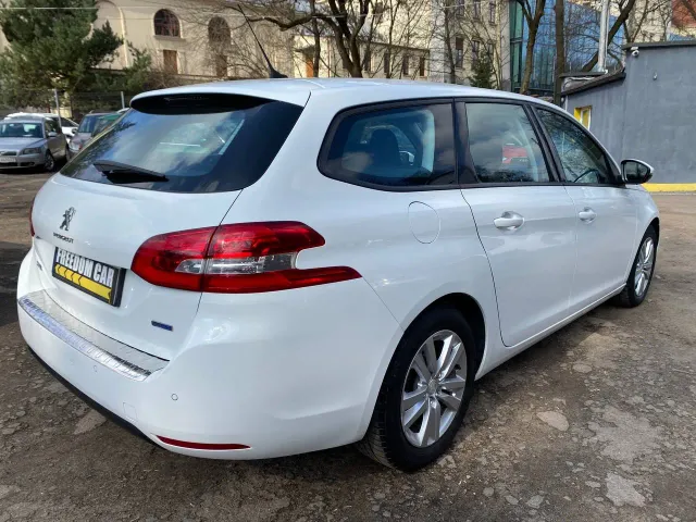 Peugeot 308 - фото 4