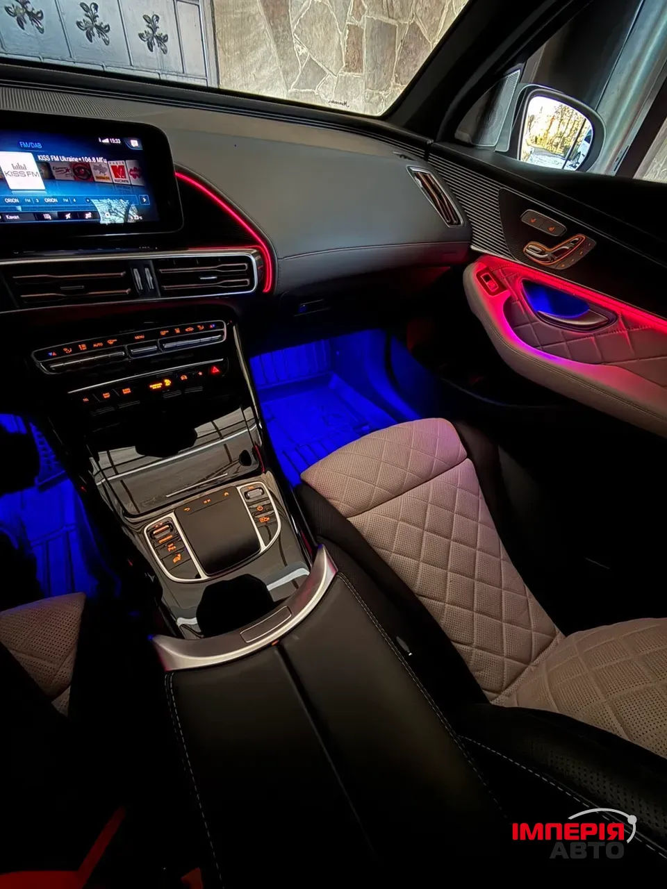 Mercedes-Benz EQC - фото 14