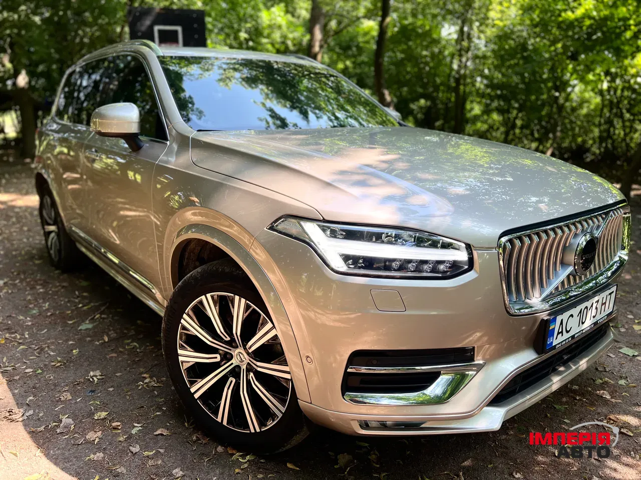 Volvo XC90 - фото 1