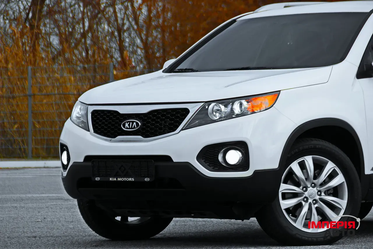 Kia Sorento - фото 7