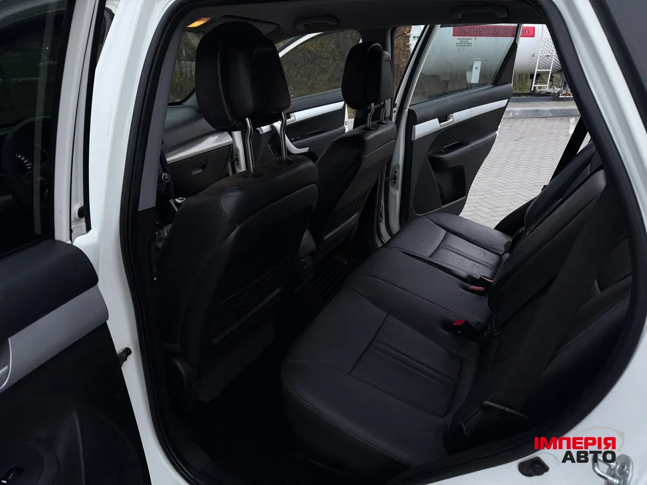 Kia Sorento - фото 9