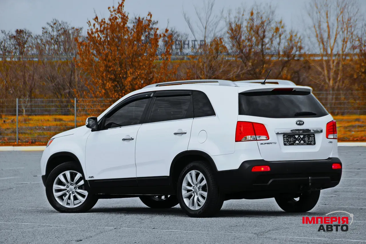 Kia Sorento - фото 2