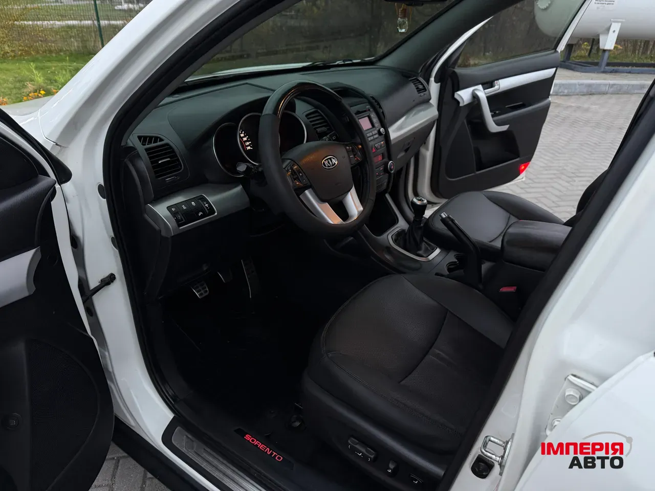 Kia Sorento - фото 8