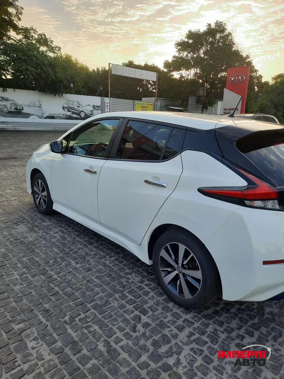 Nissan Leaf - фото 5
