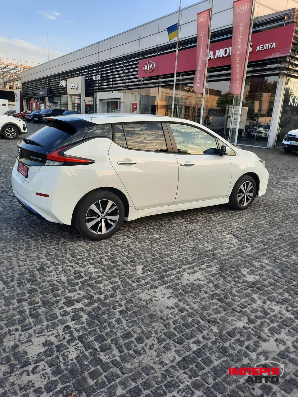 Nissan Leaf - фото 4
