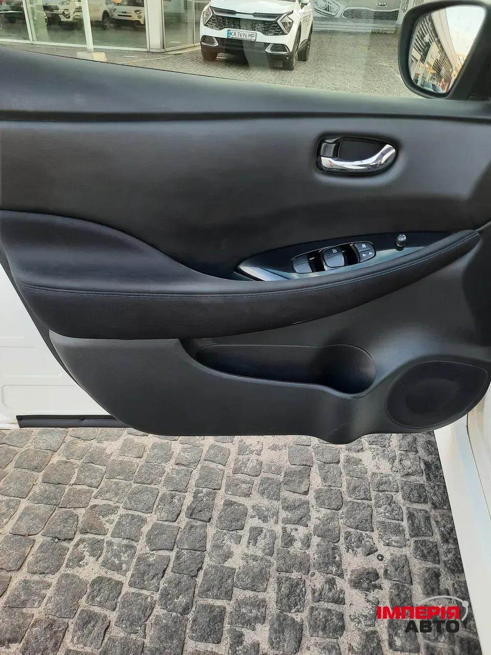 Nissan Leaf - фото 18