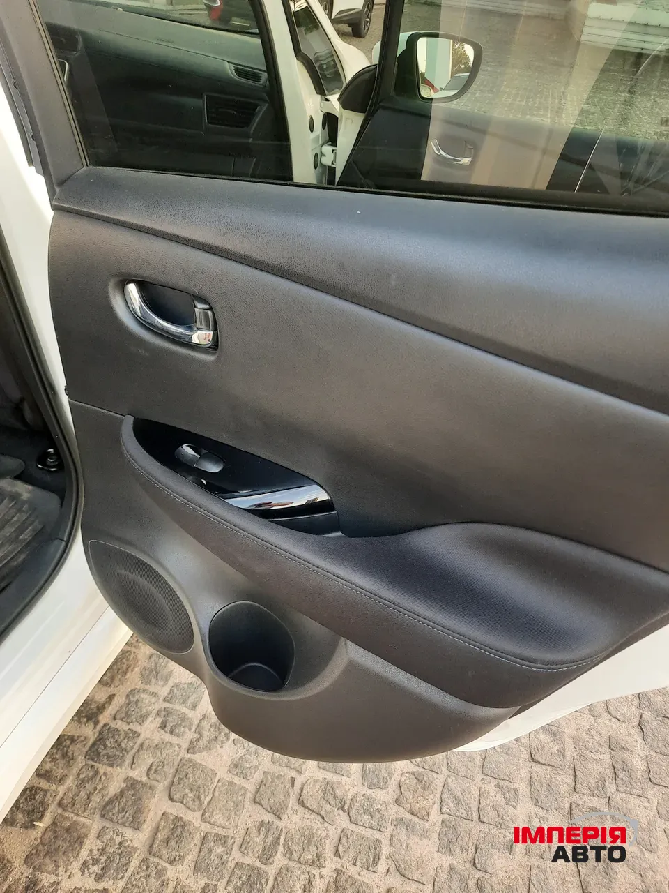 Nissan Leaf - фото 16