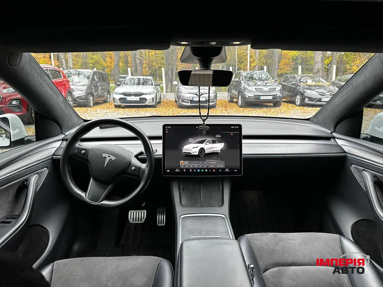 Tesla Model Y - фото 12