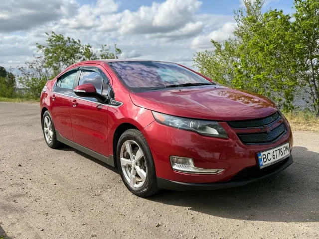 Chevrolet Volt - фото 1