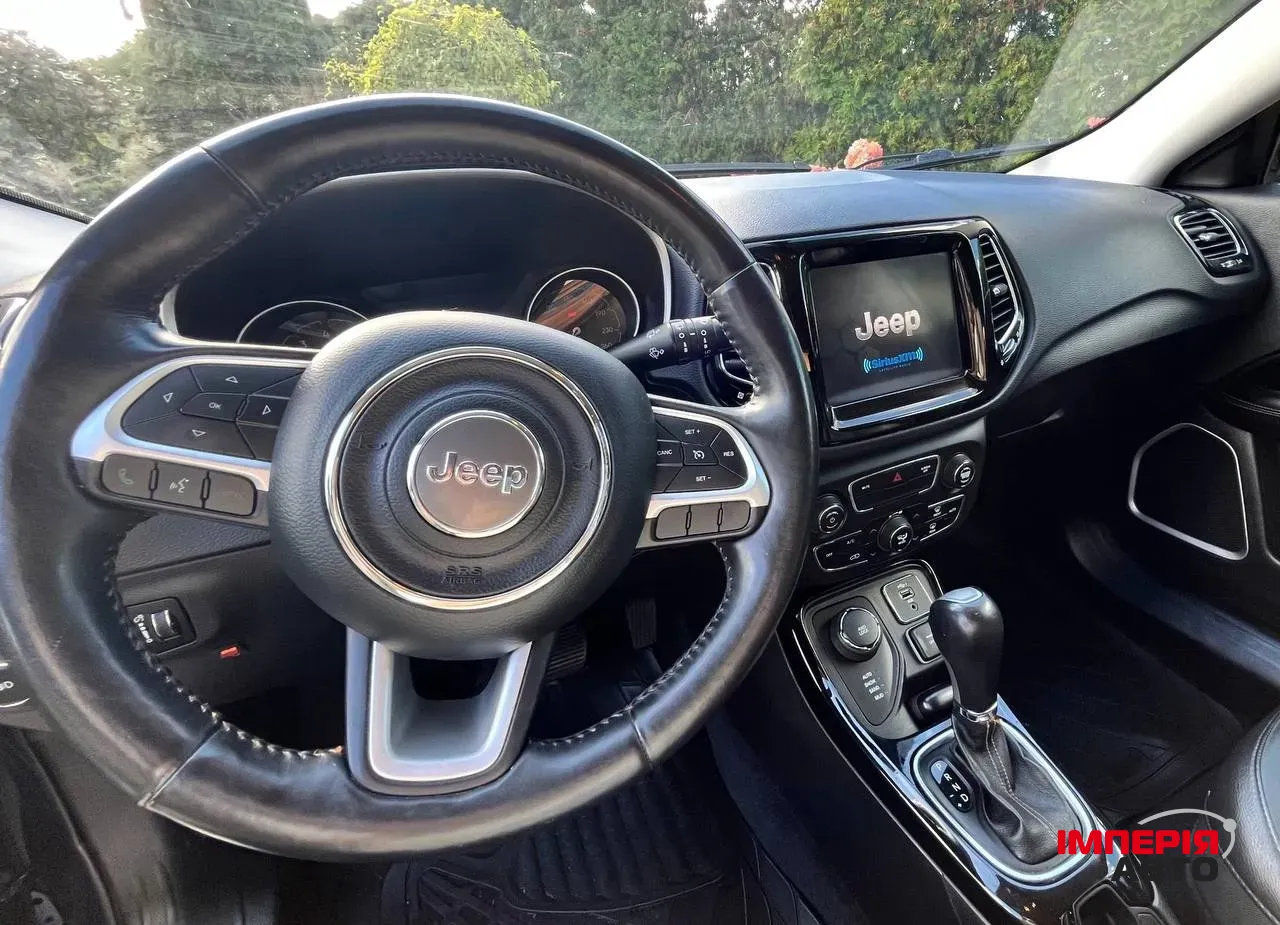 Jeep Compass - фото 9
