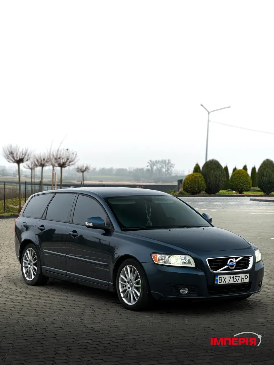 Volvo V50 - фото 1
