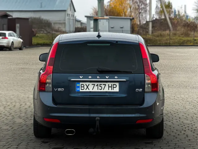 Volvo V50 - фото 4