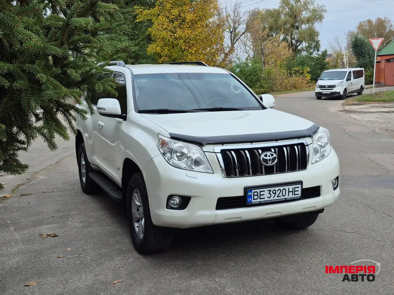 Toyota Land Cruiser Prado - фото 1