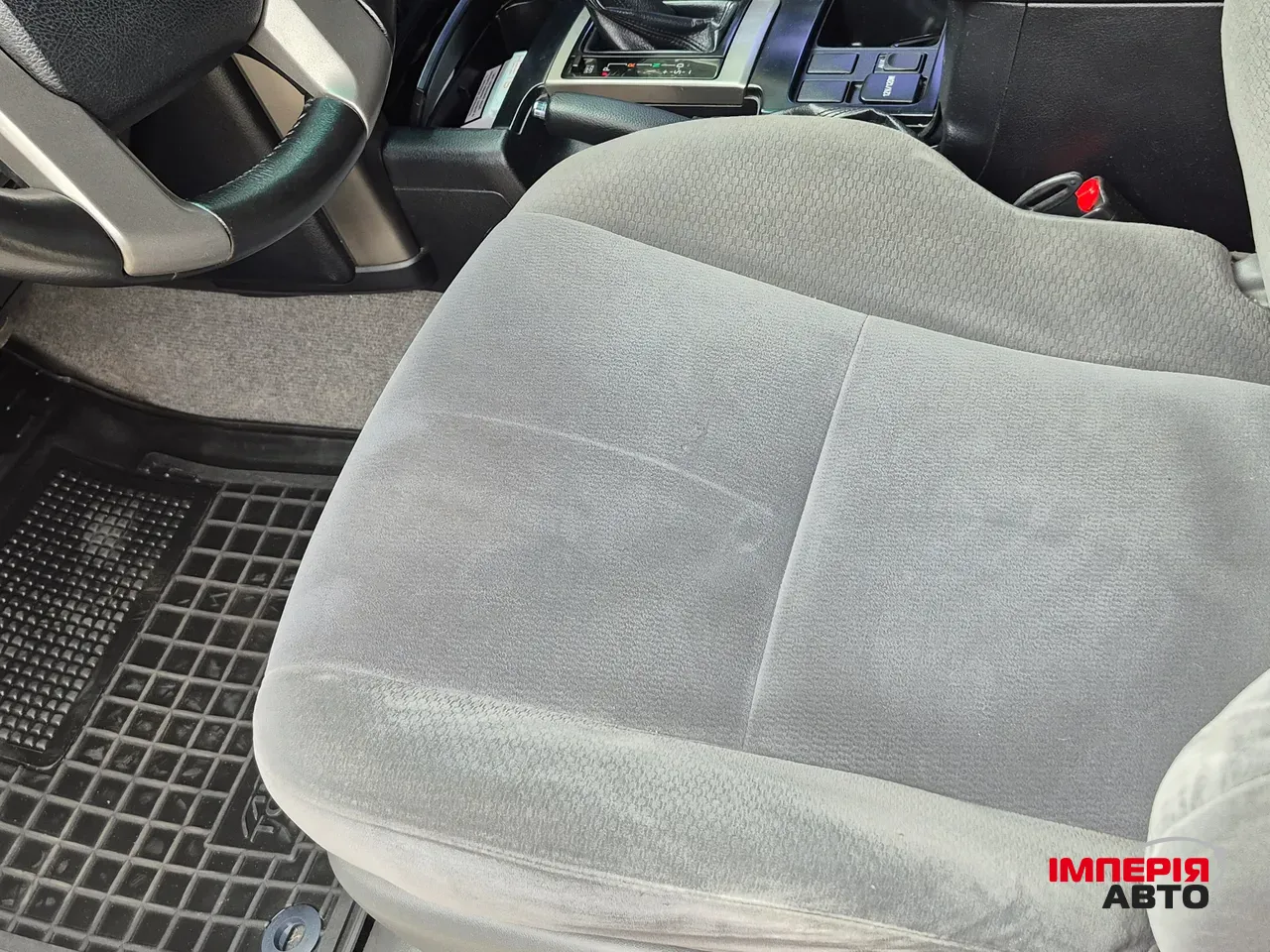 Toyota Land Cruiser Prado - фото 4