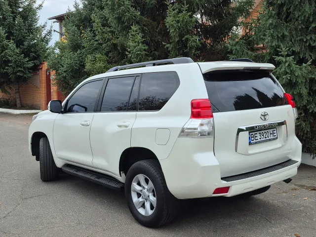 Toyota Land Cruiser Prado - фото 2