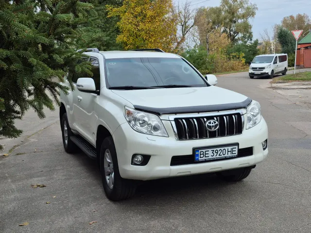 Toyota Land Cruiser Prado - фото 1
