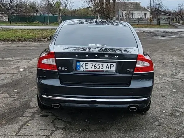 Volvo S80 - фото 3